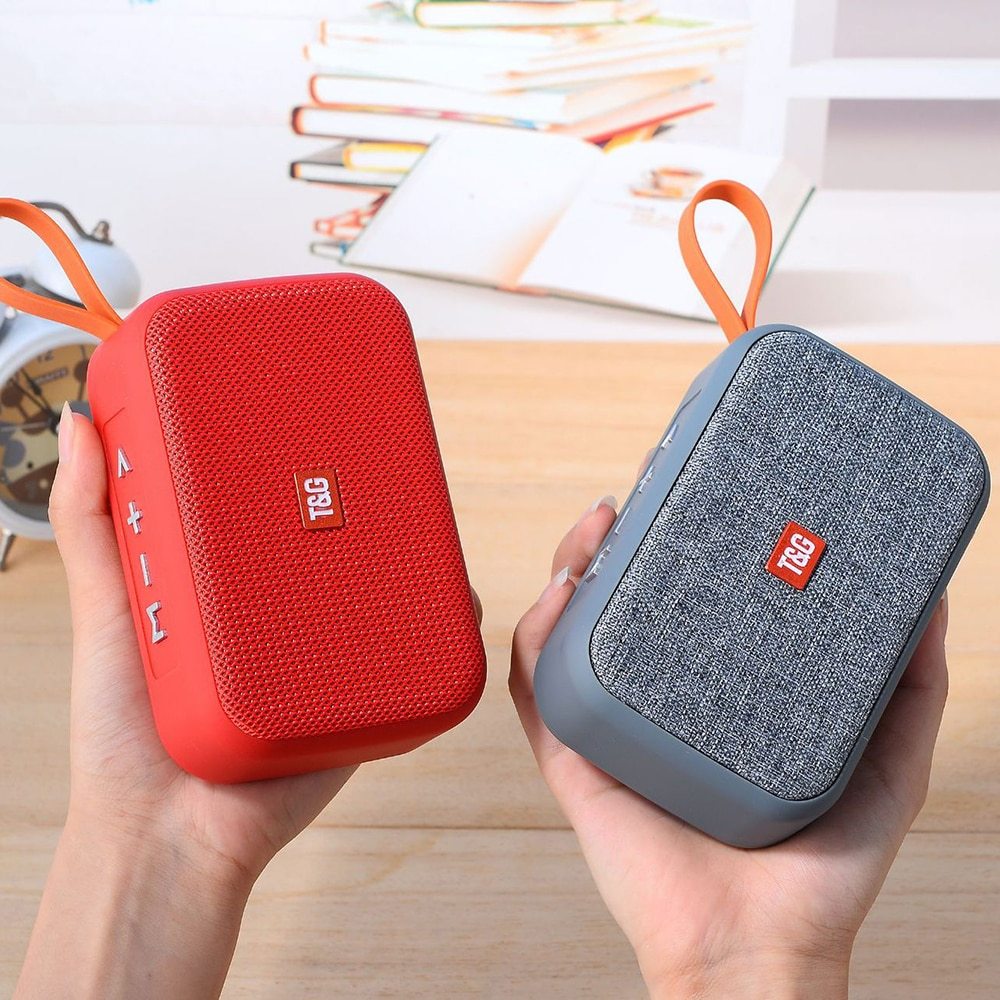 Compact Bluetooth Speaker – Wireless Audio + Hands-Free Calls