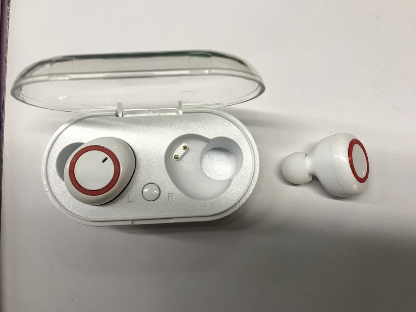 HIFI Sports Earbuds – Compact, Wireless, and Sweatproof